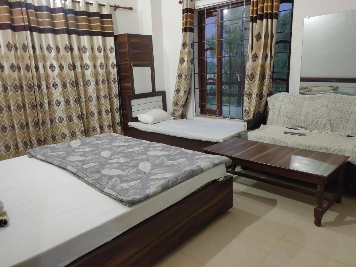 Arjun Guest House Pathānkot Zewnętrze zdjęcie